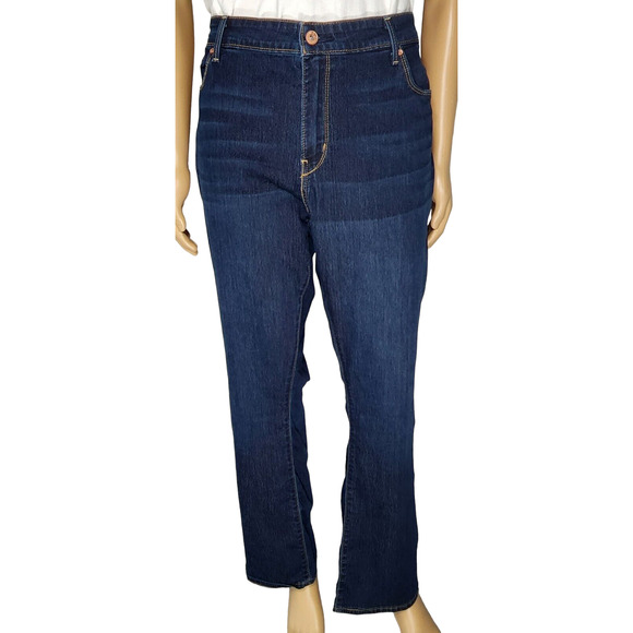 Levis Signature Womens Jeans 22M Modern Boot Cut Dark Wash Denim MINT CONDITION - Picture 1 of 6